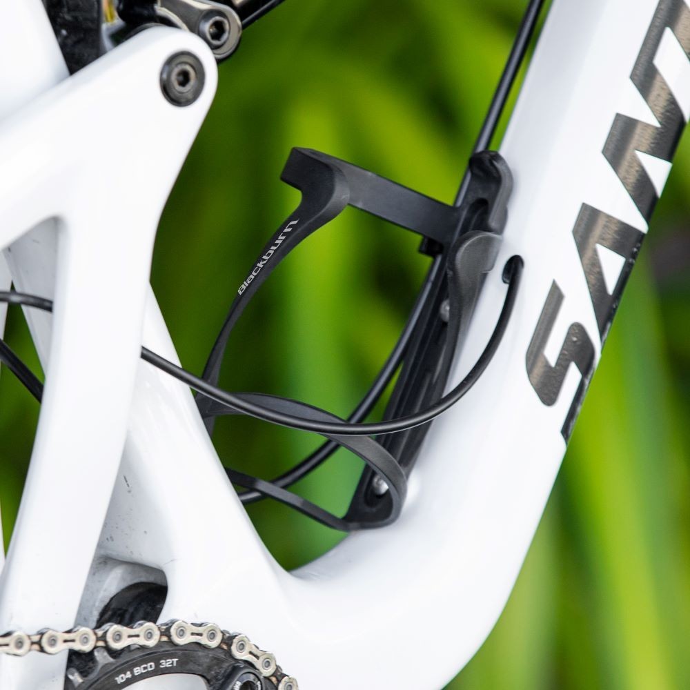 Porte-bidon Blackburn Sidetrack Chargement latéral droit | PORTE-BIDONS