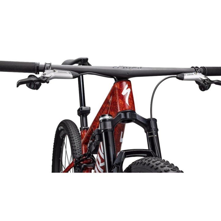 Bicicleta Specialized S-Works Epic 8 Gloss Fiery Red Dry Impasto / Metallic White Silver 2026