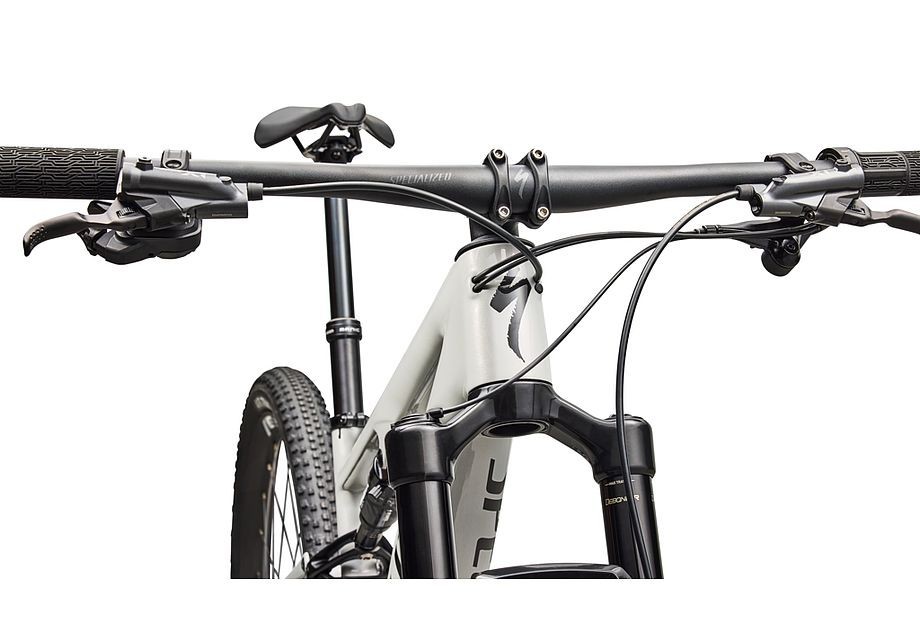 Vélo Specialized Epic 8 Expert Di2 Gloss Dolomite Metallic / Obsidian 2026