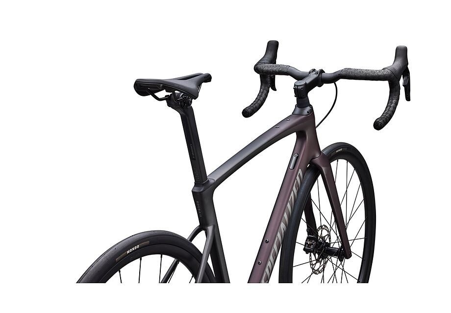 Vélo Specialized Roubaix Sl8 Comp Satin Solidité métallique/Obsidienne métallique dégradé/Fumée 2026
