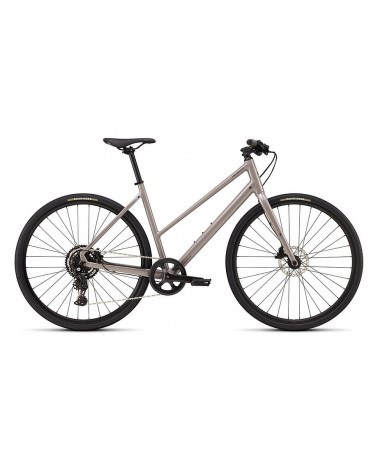 Bicicleta Specialized Sirrus X 2.0 Step-Through Gloss Desert Metallic / Bordeaux Metallic Frost Reflective 2026