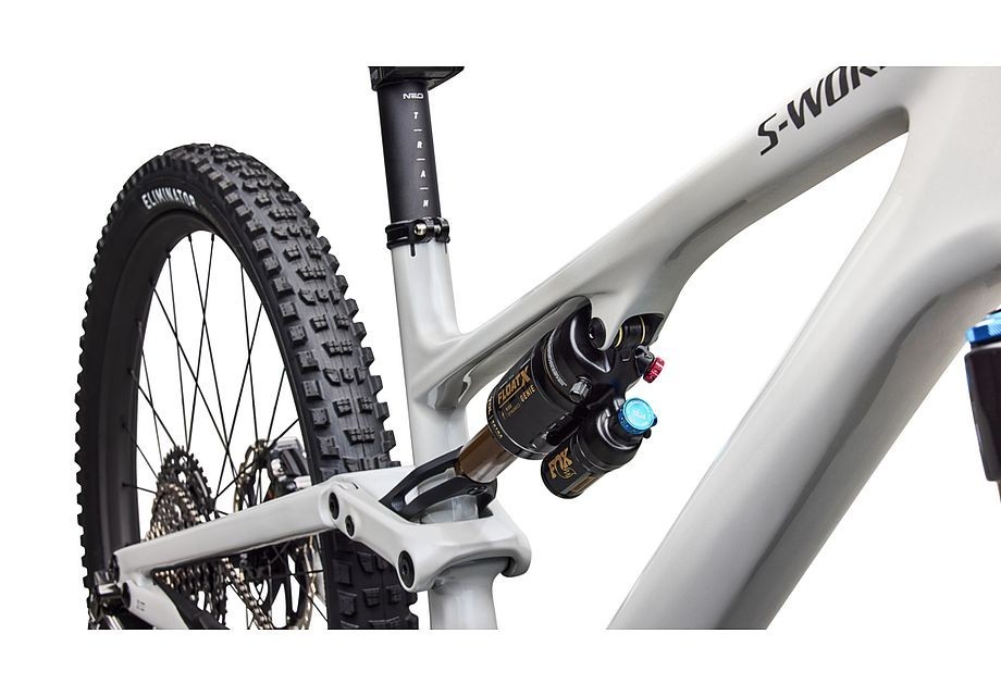 Bicicleta Specialized S-Works Stumpjumper 15 Evo Di2 Gloss Dolomite Metallic / Smoked Liquid Metal 2026