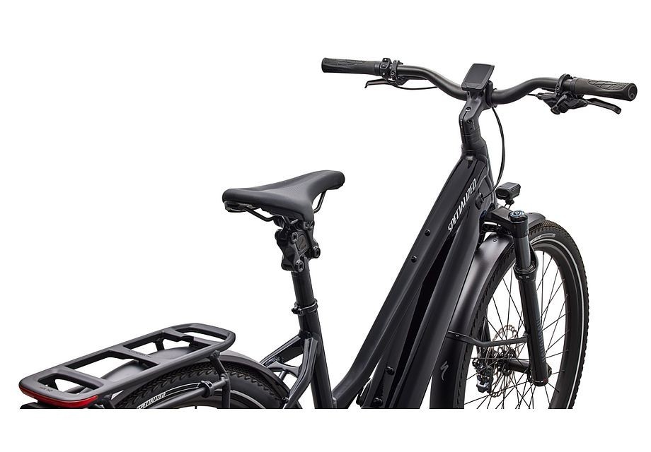 Bicicleta Specialized Turbo Vado 5.0 Step-Through Gloss Castblack / Satin Silver Reflective 2026