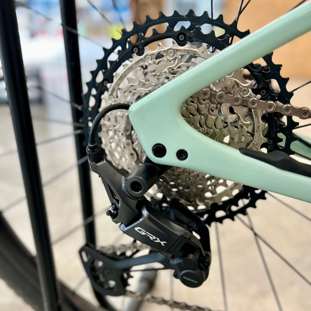 Bicicleta de segunda mano Specialized Diverge STR SW Dove Grey+Eyris Pearl 2024