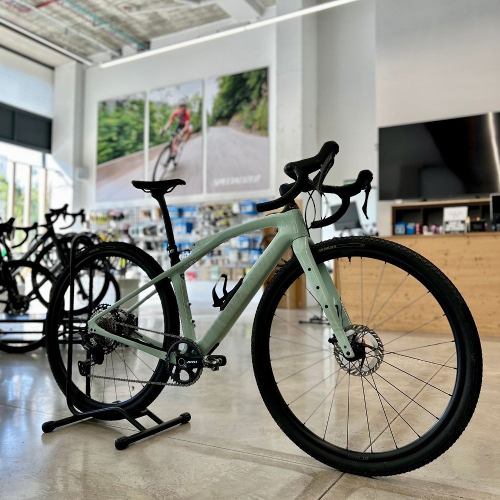 Bicicleta de segunda mano Specialized Diverge STR SW Dove Grey+Eyris Pearl 2024