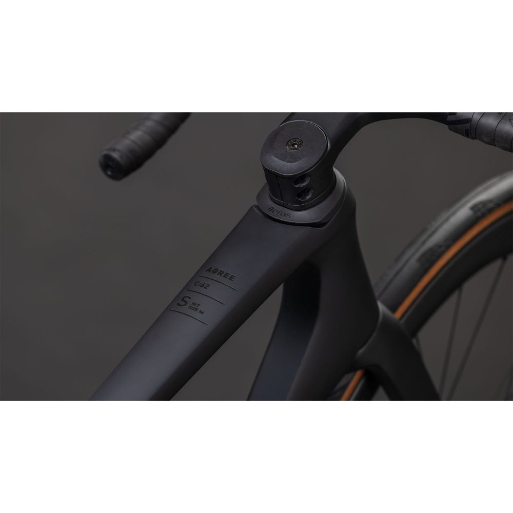 Bicicleta Cube Agree C:62 SLT black´n´black