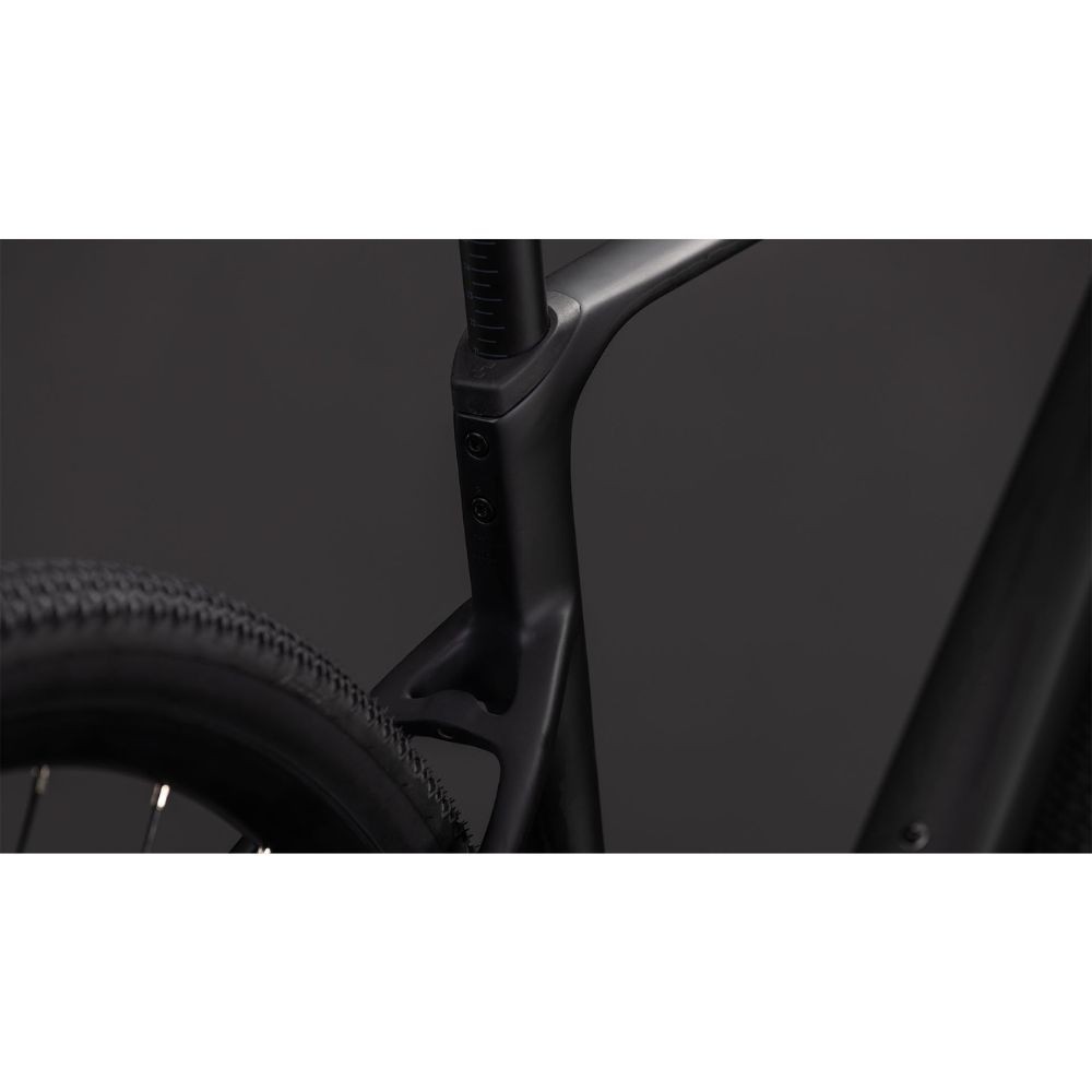 Bicicleta Cube Nuroad C:62 ONE aloegreen´n´black