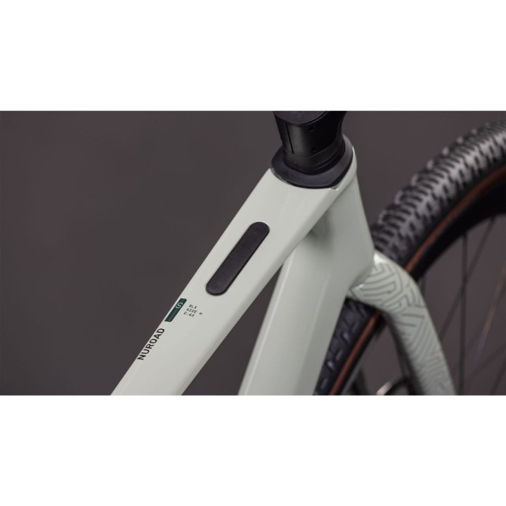 Vélo Cube Nuroad C:62 SLX reedbeige´n´chrome