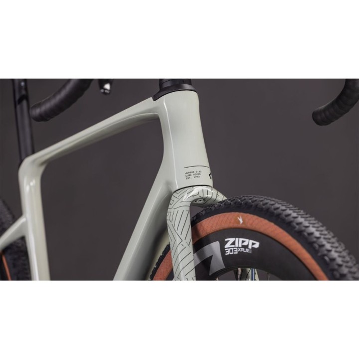 Bicicleta Cube Nuroad C:62 SLX reedbeige´n´chrome