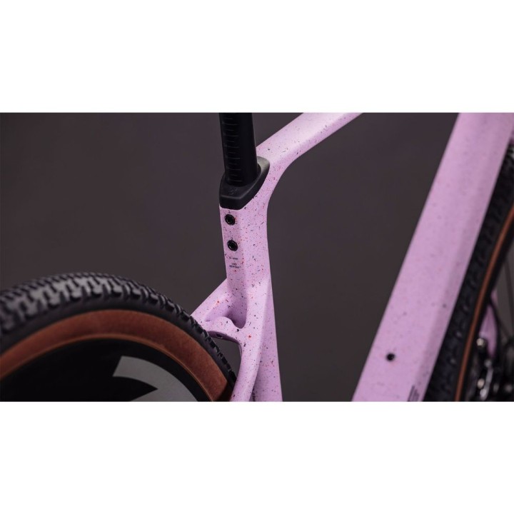Vélo Cube Nuroad C:62 ONE aloegreen´n´black