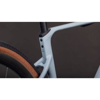 Vélo Cube Nuroad C:62 PRO vulcan´n´prism