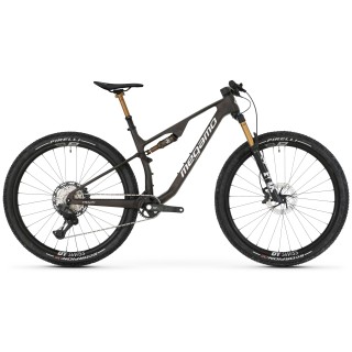 Vélo Megamo Track 02 GARNET UD 2026