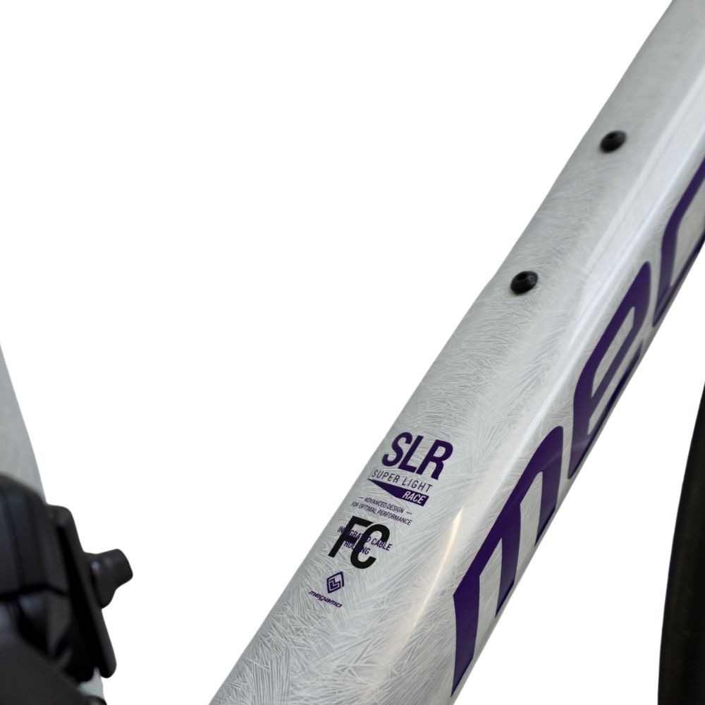 Vélo Megamo Pulse Ultegra Di2 Slr White Ice 2026