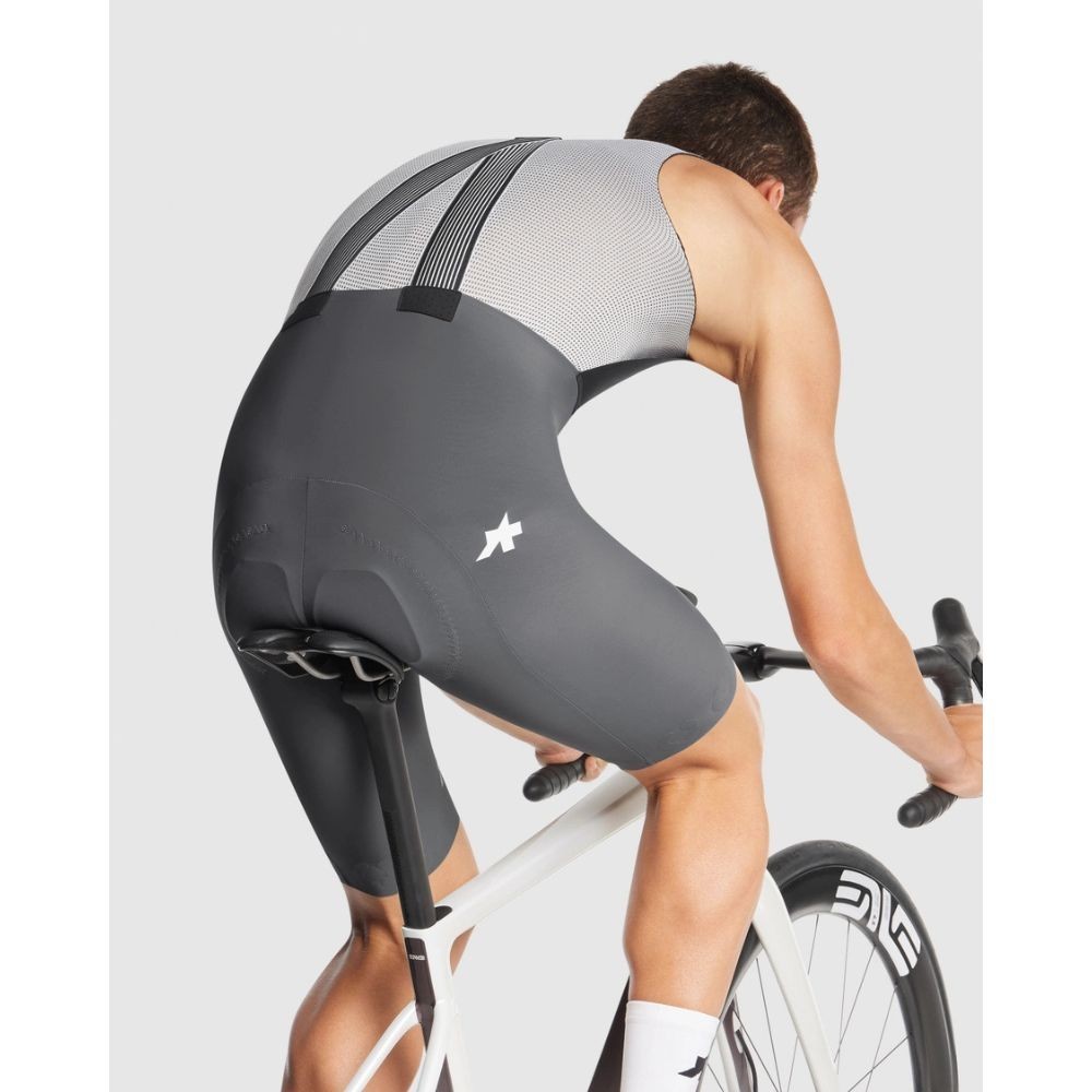 Culote Corto Assos Hombre Equipe R S11 Robust Grey|Ropa ciclismo