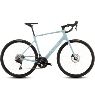 Vélo Cube Attain C:62 Race bleu ciel et cyan 2026