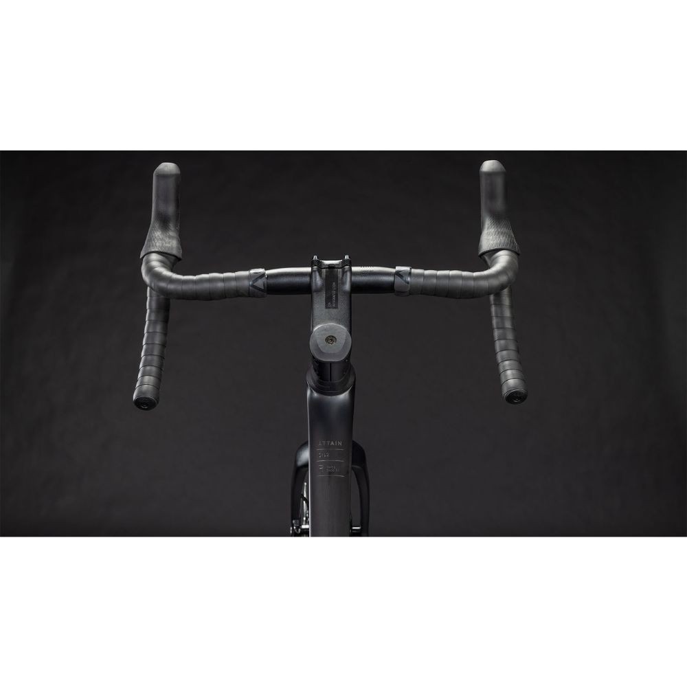 Vélo Cube Attain C:62 Race blackline 2026