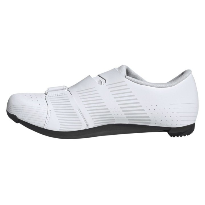Chaussures de route Adidas Vueltano White