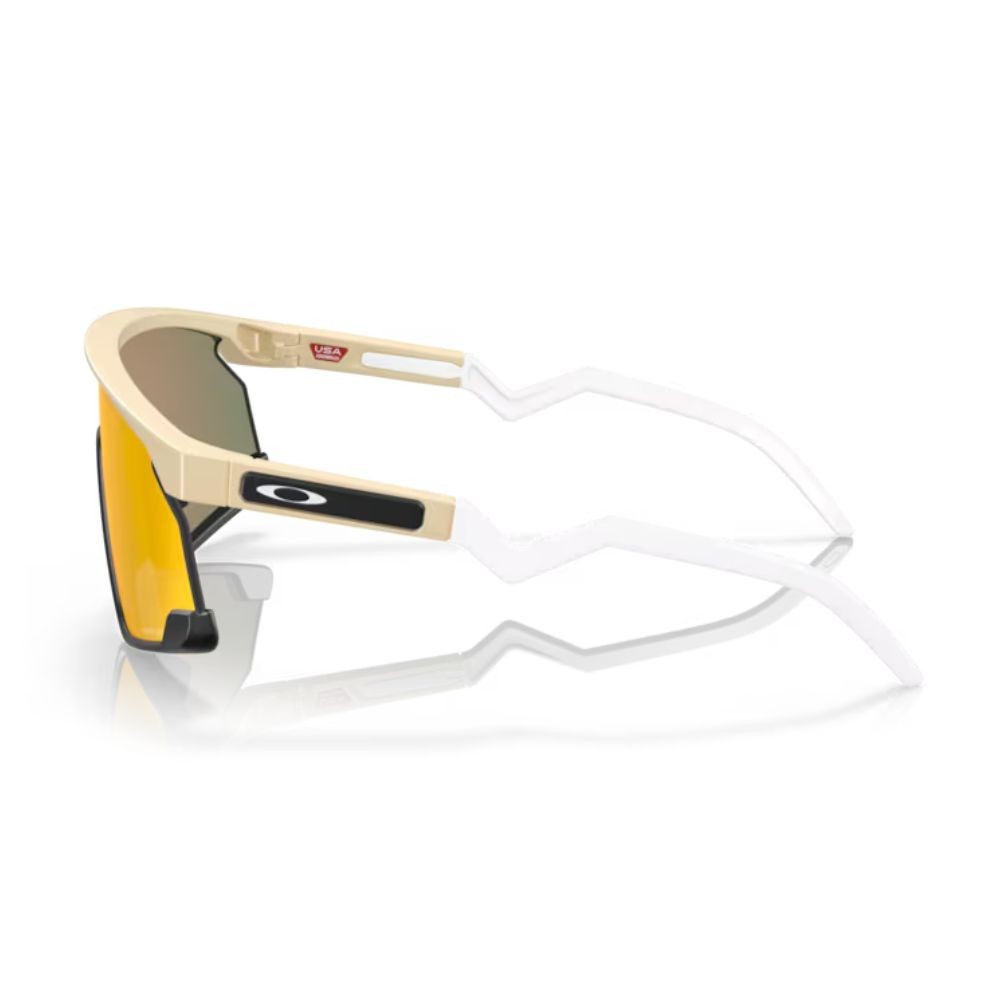 Lunettes Oakley BXTR Verres prizm road/Monture matte white