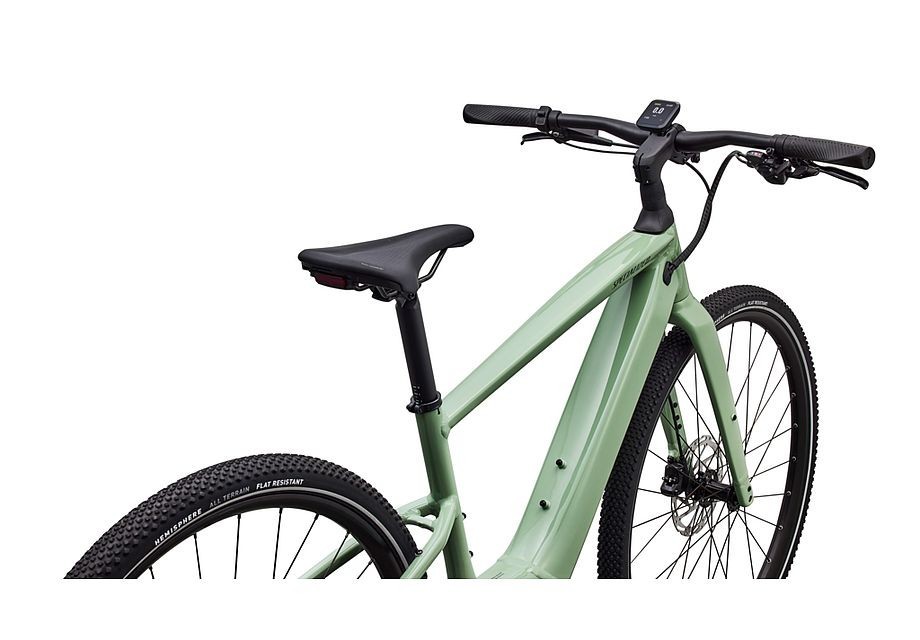 Vélo Specialized Turbo Vado SL 2 4.0, couleur Pistachio brillant/Vert chêne métallisé, avec bandes réfléchissantes Frost
