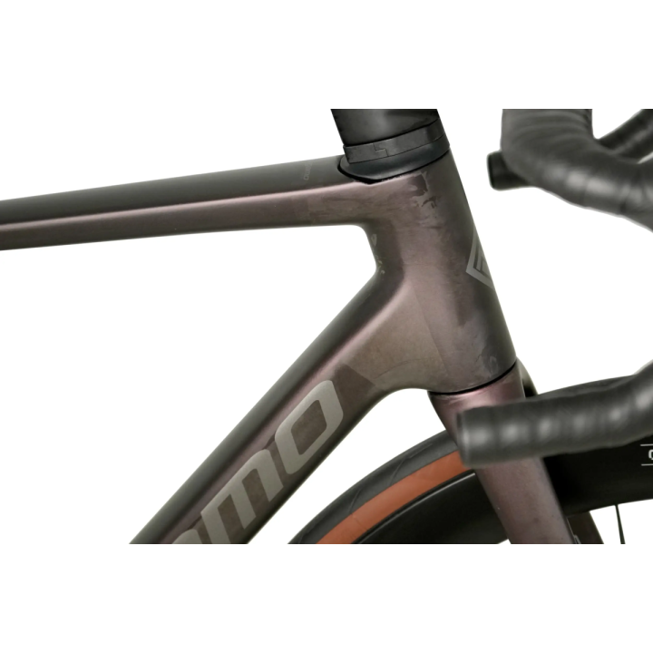 Vélo Megamo Raise TLR Garnet UD 2026