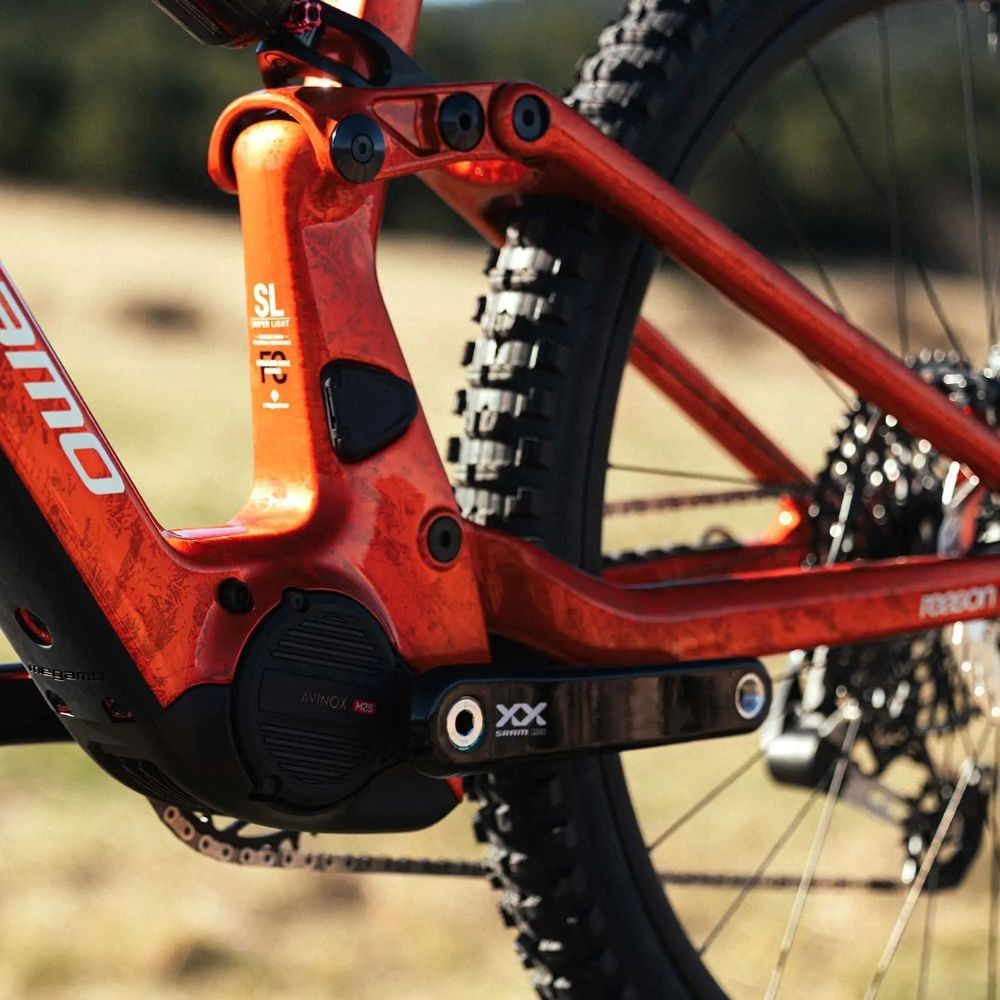 Bicicleta Megamo Reason AIR CRB 03 AXS Amber Orange 2027