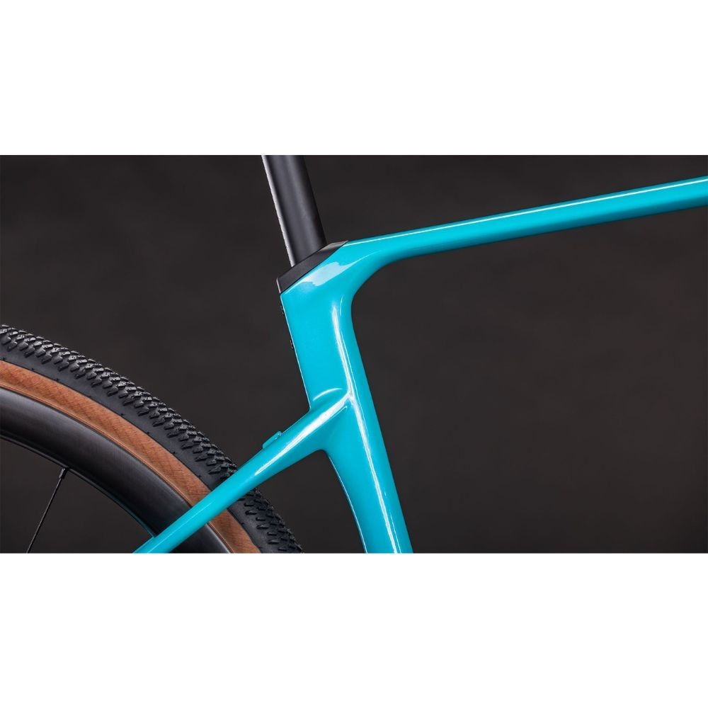 Bicicleta Cube Nuroad C:62 PRO Swimmingpool´n´black