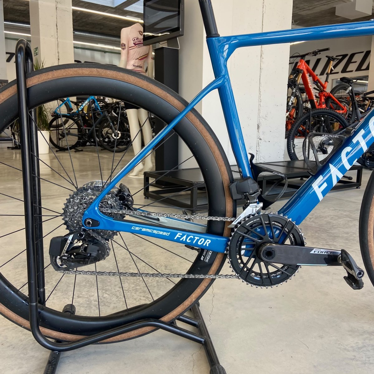 Bicicleta de ocasión Factor LS Sram Force AXS Vintage Blue