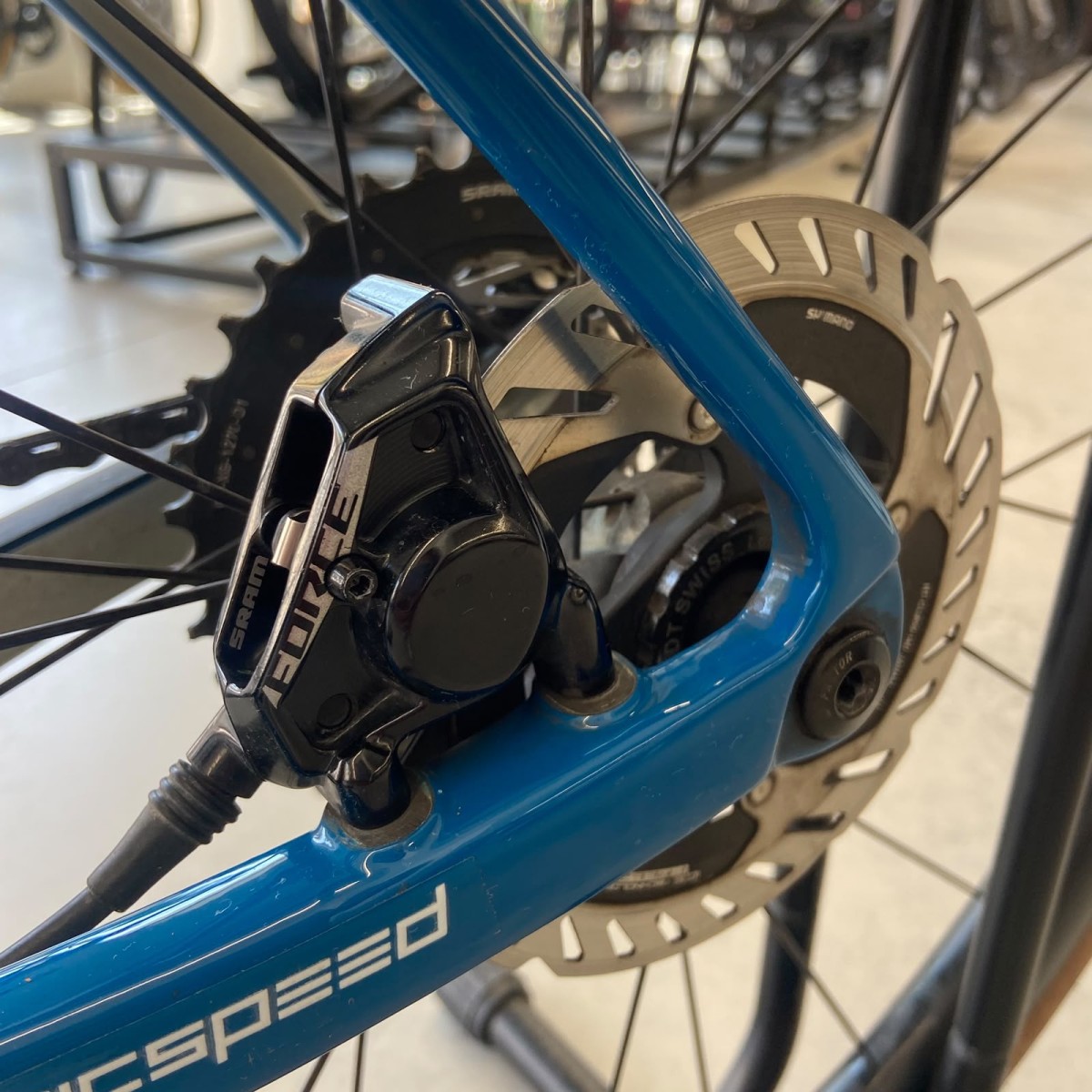 Vélo d'occasion Factor LS Sram Force AXS Vintage Blue