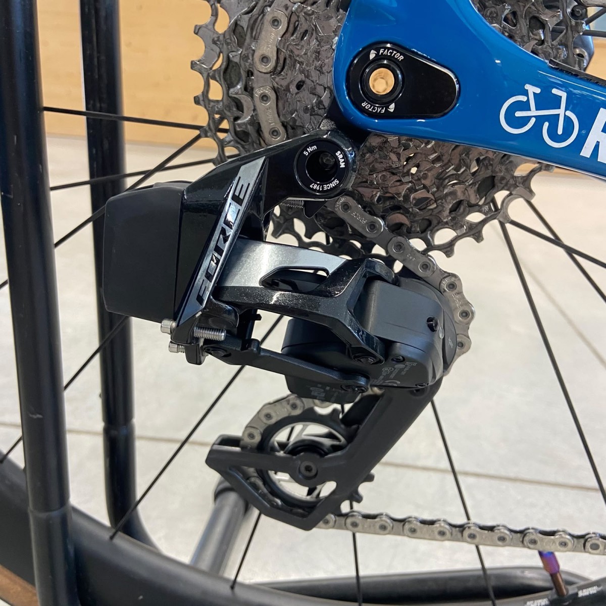 Bicicleta de ocasión Factor LS Sram Force AXS/Rotor Vintage Blue