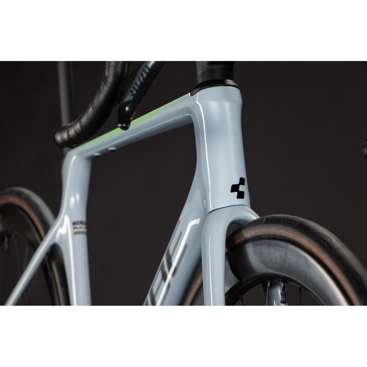 Cube Agree C:62 EX | Vélos Route 2027