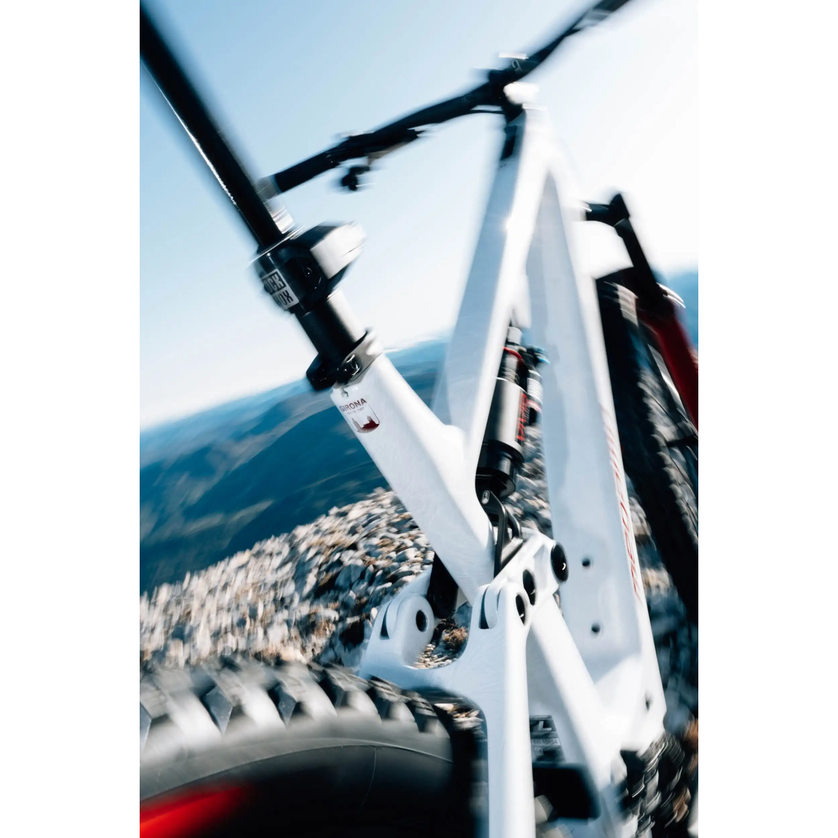 Vélo Megamo Reason CRB 02 White Ice 2027