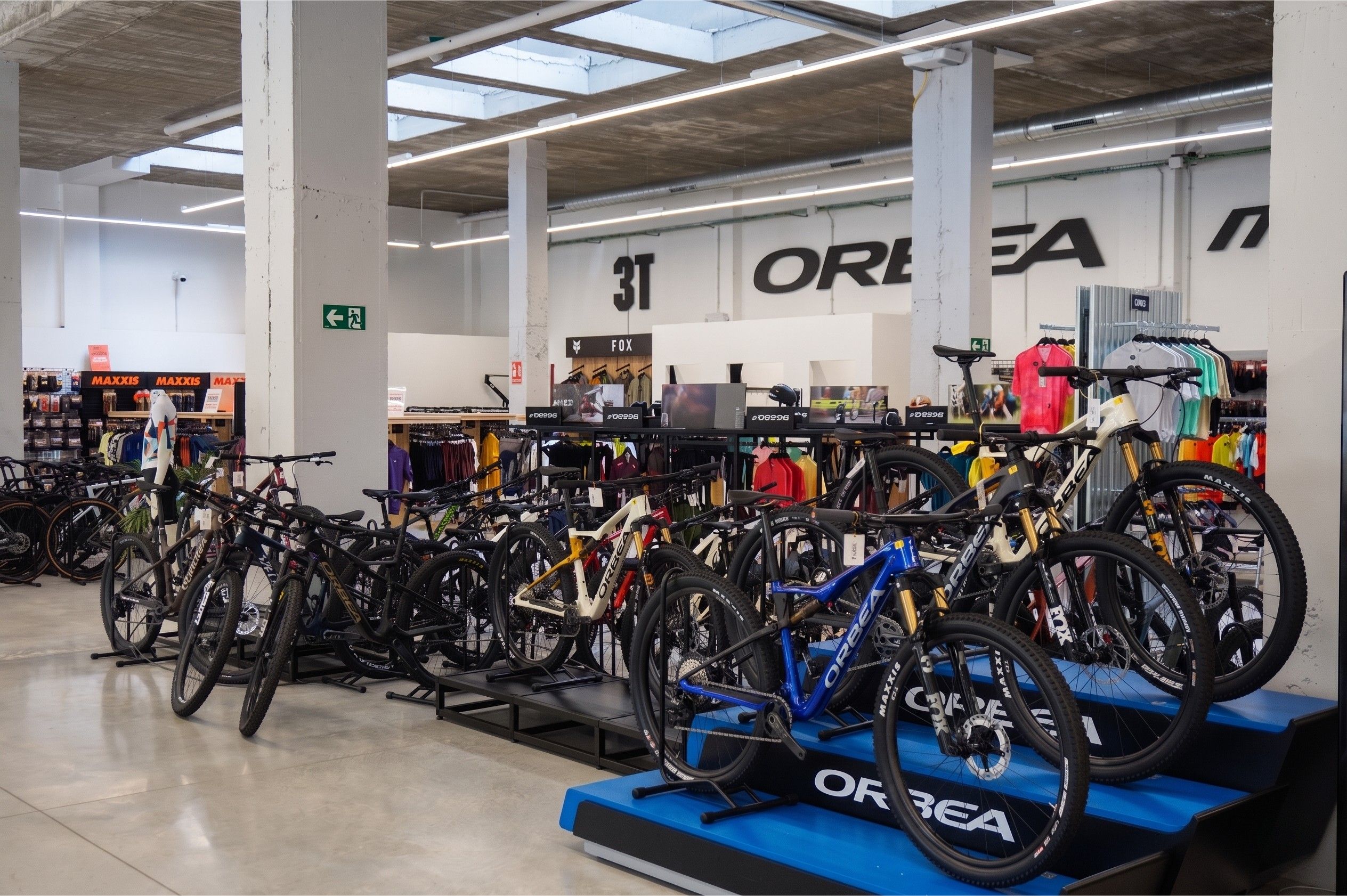 Exposición de vestuario de ciclismo